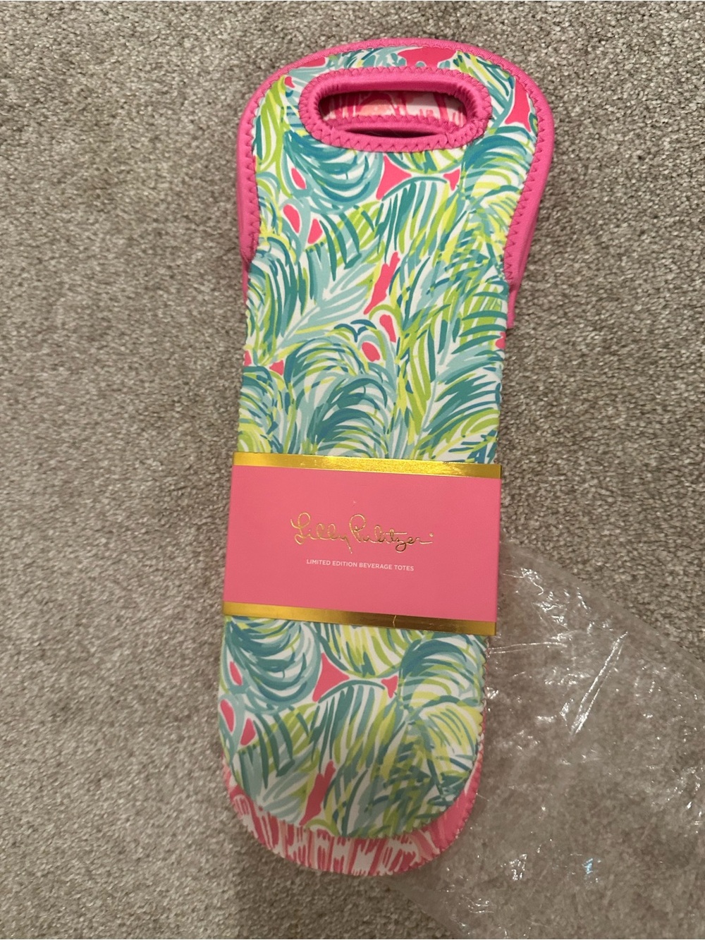 2 pack Lilly Pulitzer Pink Tropical Neoprene Wine Tote